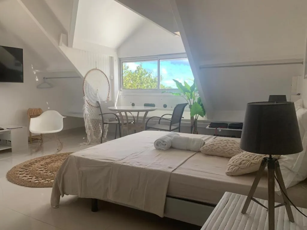 Διαμέρισμα Le Petit Nettle Avec Piscine Aux Caraibes, Vue Mer Sandy Ground